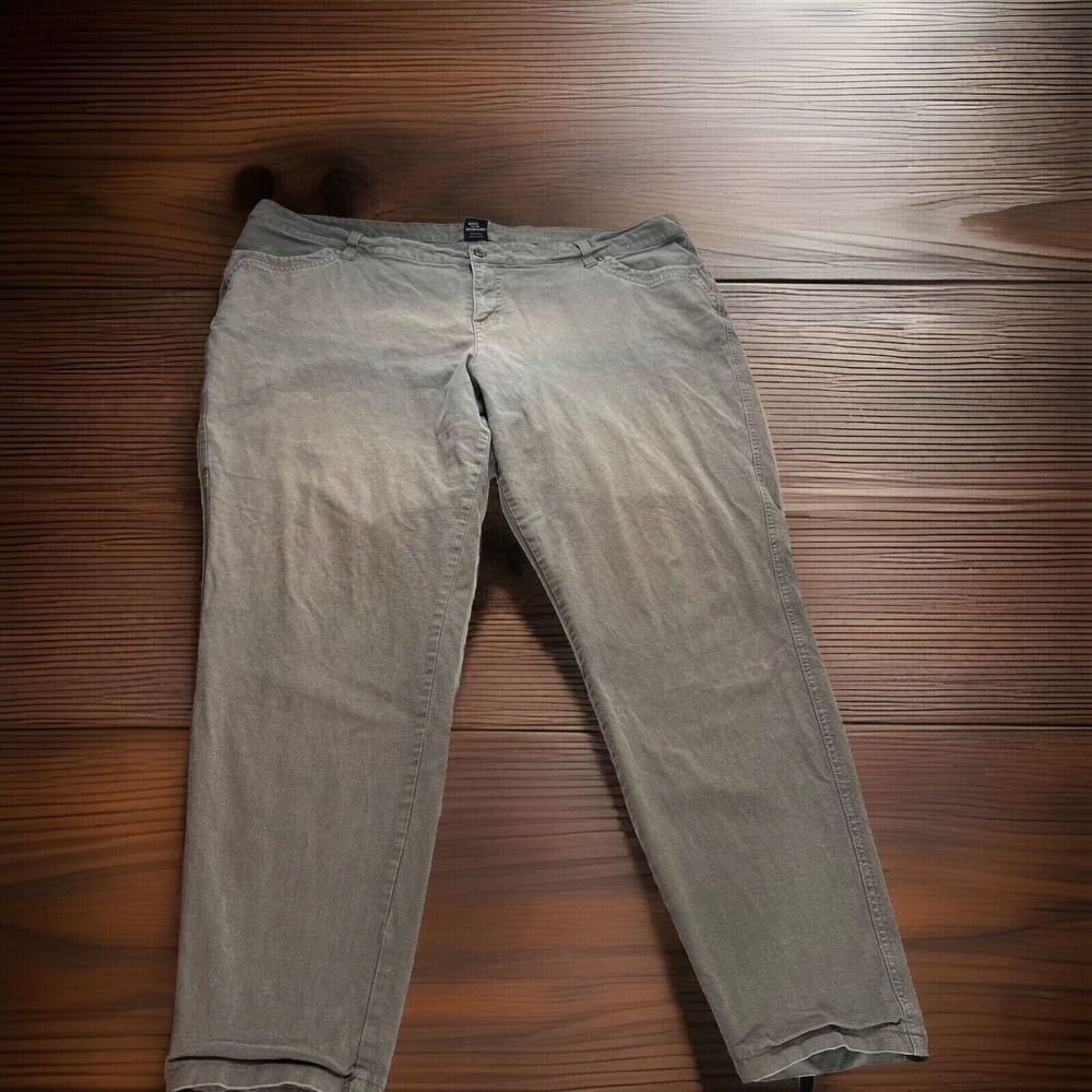 Kuhl Pants Women's‎ 22 W Reg Brooke Skinny Pants Stretch Khaki Army Green